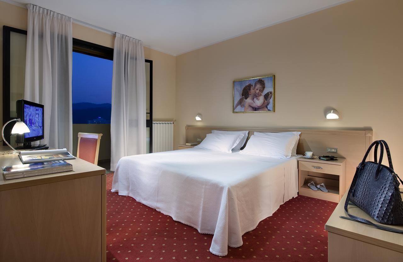 Hotel Terme Marco Polo 몬테그로또테르메 외부 사진